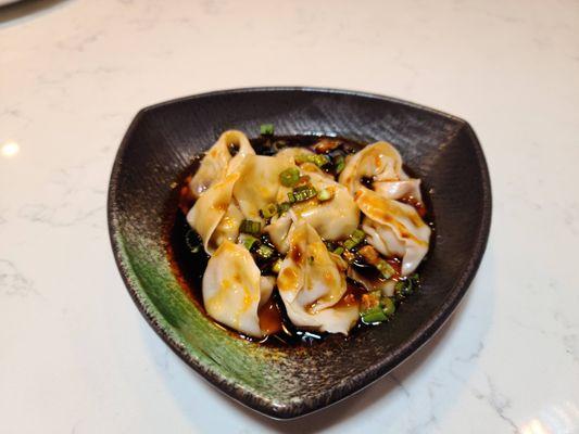 22. Wonton in Spicy Sauce