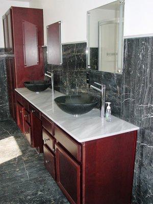 bathroom vanity and backsplash