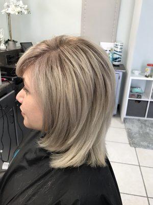 Ashe blonde with a shadow root