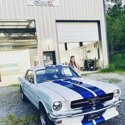 Susie Q got herself some custom candy blue mica Shelby stripes! Ready for Nationals