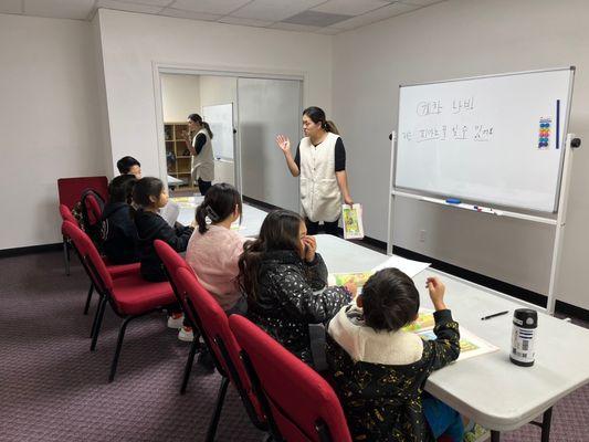 Korean class for kids