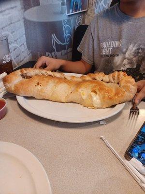 Medium Calzone