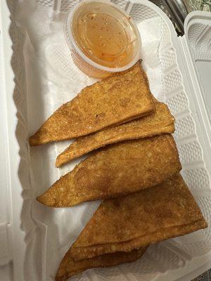 Crab Rangoon ($7.95)