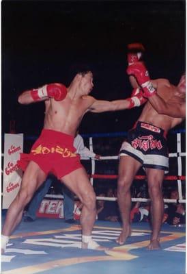 Master Lee fought 29 pro fights. 13 of hes fighter was bigger then him.
 This picture, master Lee was 165, other was 220!