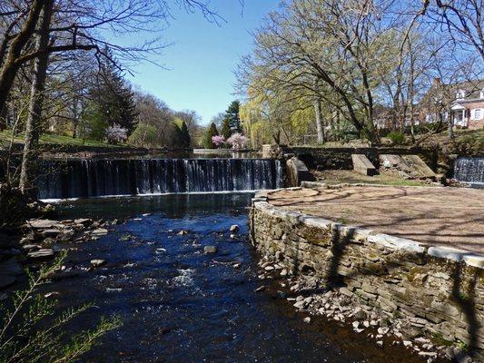 Falls at Kingsland Manor