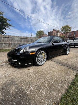 The express detail is just what this Porsche 911 needed!