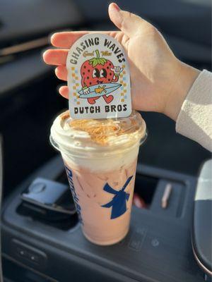 Strawberry Horchata Chai with Soft Top