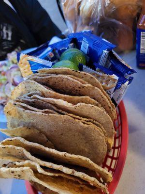 Tostadas & Crackers