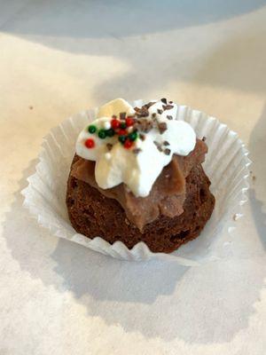 Gingerbread tea cake