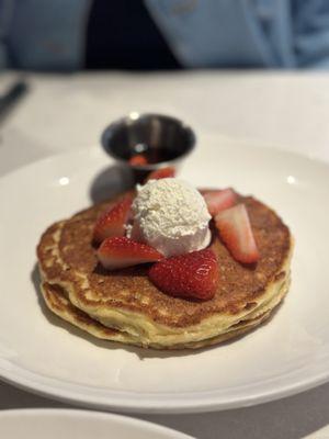 LEMON RICOTTA PANCAKES