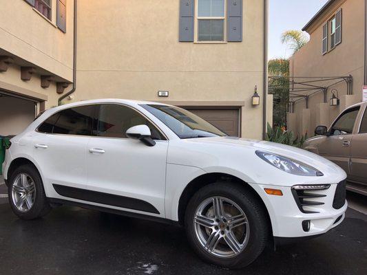 Professional car wash on-site services, nice guy, good service, car inside and outside totally clean up, very detailed. Highly recommended.