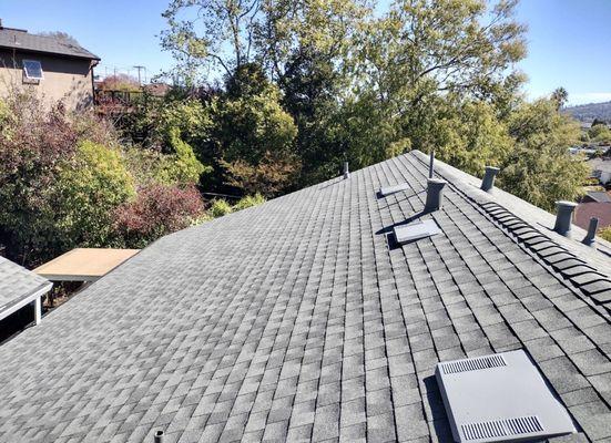 GAF TIMBERLINE HDZ - Color: Slate 

Corte Madera, Ca. 

#NORTHBAY #ROOFING #GUTTERS #GAF