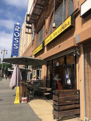 Literally just stumbled upon this place while walking around in dtla! The amazing breakfast smell made me turn back around - June 23, 2019