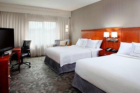 Courtyard By Marriott Akron Stow