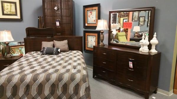 Klaussner 7 piece bedroom group.