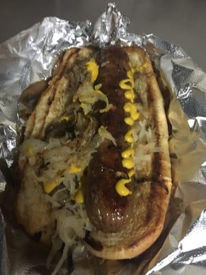 GUINNESS BEER BRAT w/grilled onions & kraut