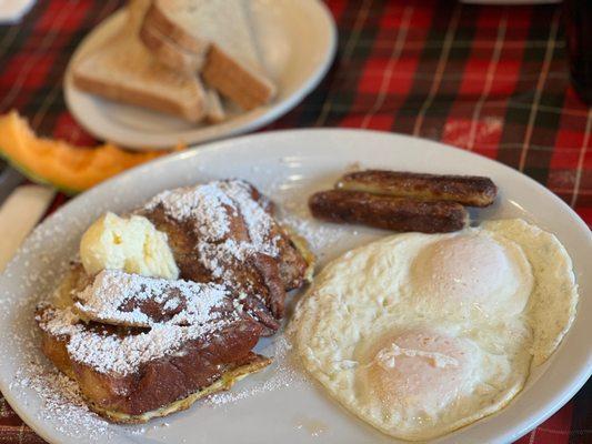 French toast plate