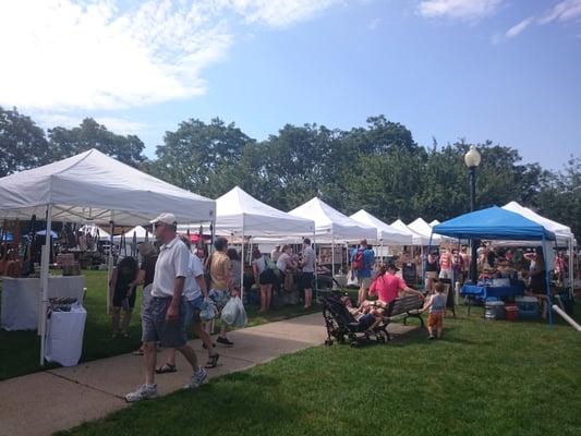 Summer farmers markets