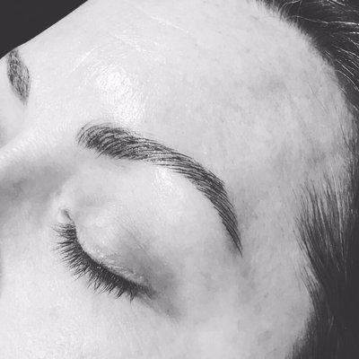 New Micro bladed Brows! A tattooed eye brow in feather like strokes. Just beautiful!