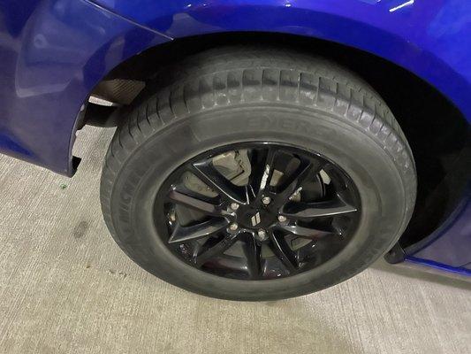 The tow truck damaged my expensive wheel rims