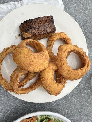 Tenderloin & Onion Rings