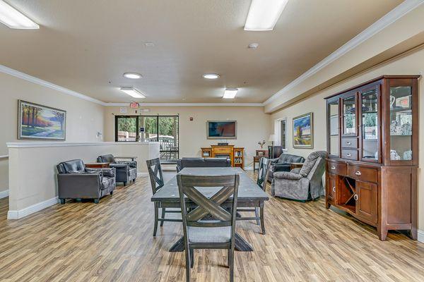 Apple Ridge Assisted Living 3950 Annadale Ln, Sacramento, CA 95821. Open 24 hours
 Phone: (916) 489-6900. Medi-Cal ALW Approved.