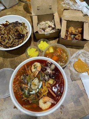 Kkanpoonggi (Saucy Fried Chicken) Tangsuyuk (Fried Pork) Jjajangmyeon (Jjajang myun) Jjamppong (Jjambbong) Dalgona Candy