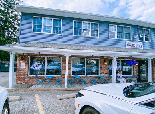 Outside, Parking, Store Front, Outdoor Seating, Street View