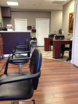 Looking towards the manicure/ pedicure area