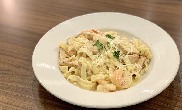 Fettuccine Alfredo