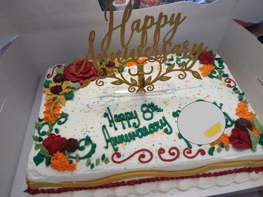 Anniversary Cake with Creative Design and Beautiful Fall Colors.