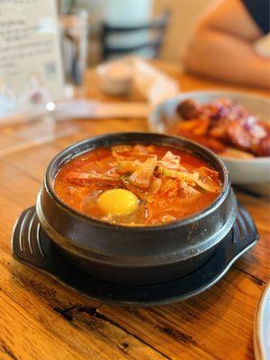 Seafood soft tofu soup