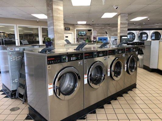 Happy Coin Laundry