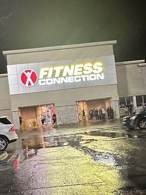 Gym is not open when it should be