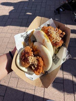 Korean fried chicken bao buns