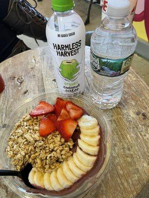 Delicious Rainforest bowl! Harmless harvest organic coconut water with no added sugar. Tastes great!