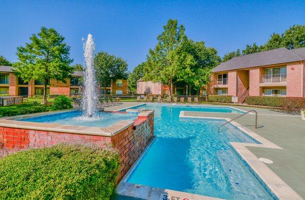 Creekside at Pear Ridge- Apartments for Rent in Dallas, TX