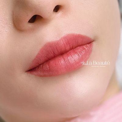 LIP BLUSH