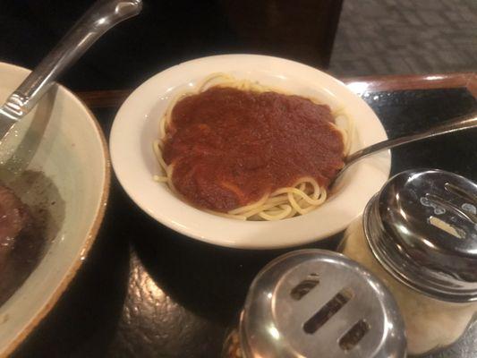 Wife got side of spaghetti with her prime rib. The sauce was excellent.