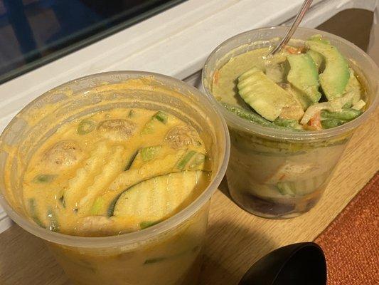 Soup with tofu and tofu/ veggie green curry