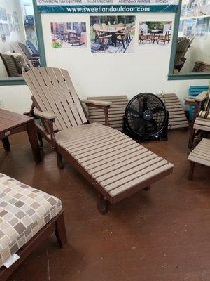 PolyWood - PolyLumber Chaise Lounge 20 Yr. Warranty