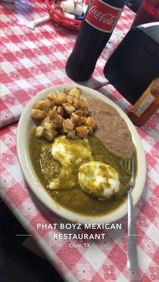 Huevos Enchilados