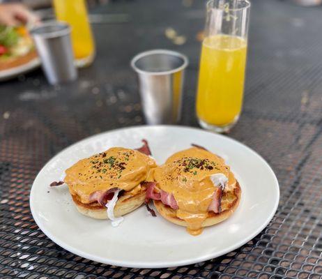 Eggs Benedict