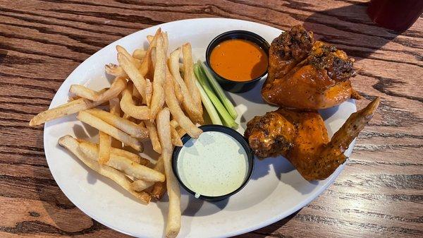 Yes, I'm posting another picture of the wings and fries with homemade blue cheese and a side of the wing sauce.