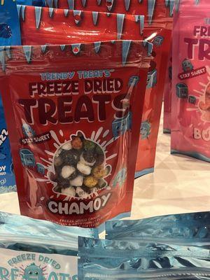 Freeze dried treats