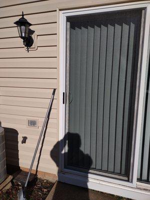 Replacement screen door