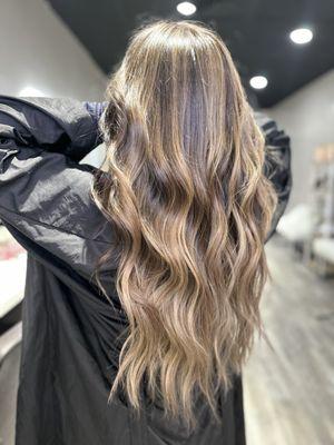 Natural Beachy balayage