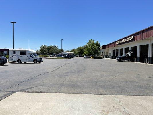 Les Schwab Tire Center