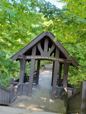 Seven Bridges (trail) is in Grant Park