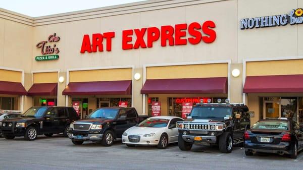 Art Express Miami, 30-Minute Custom Framing and Artwork.